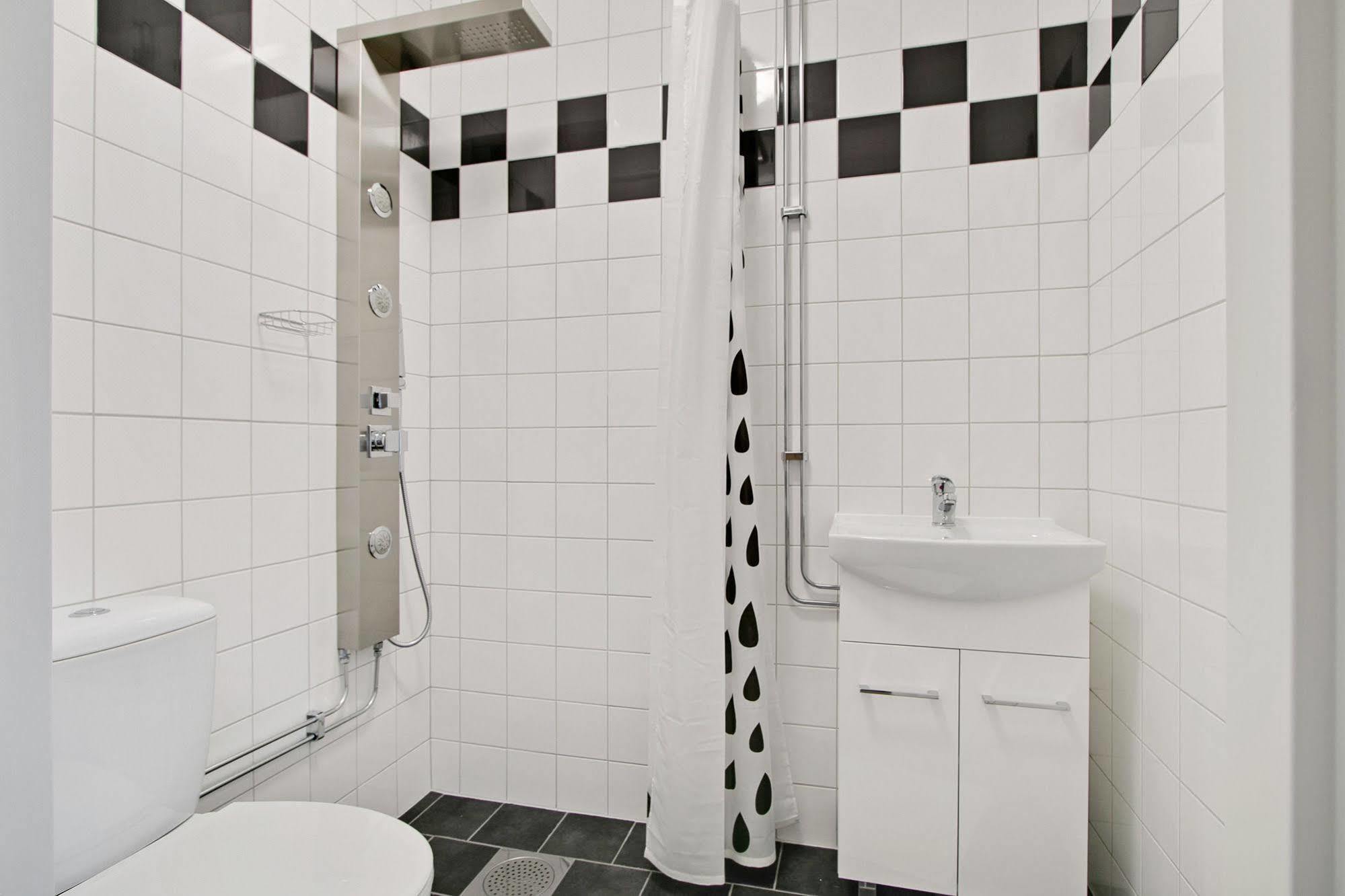 Hotel Kringelstaden Södertälje Kültér fotó
